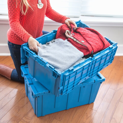 plastic-boxes-for-moving